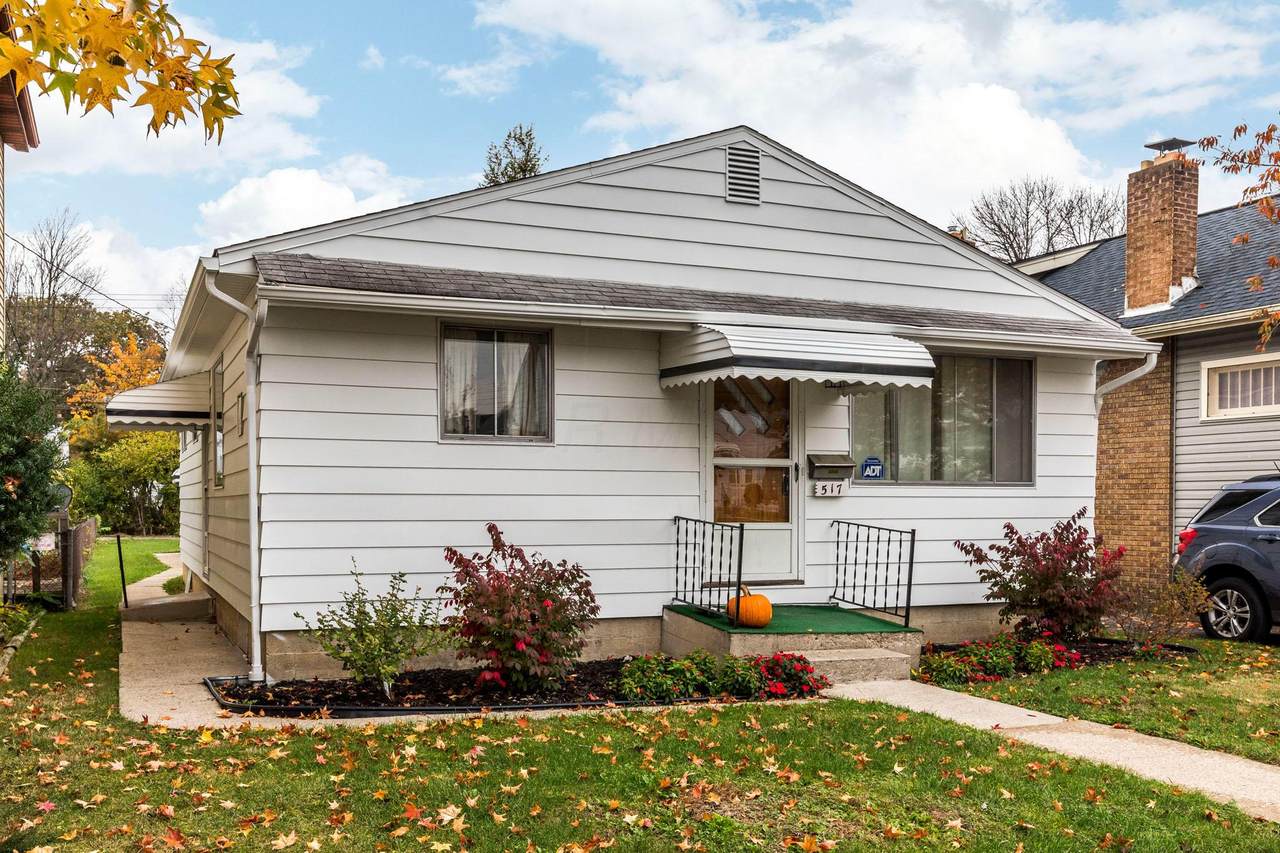 517 Townsend Avenue - Photo 1