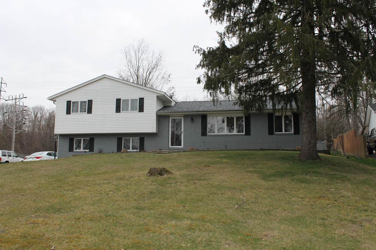 1724 Evergreen Court - Photo 1