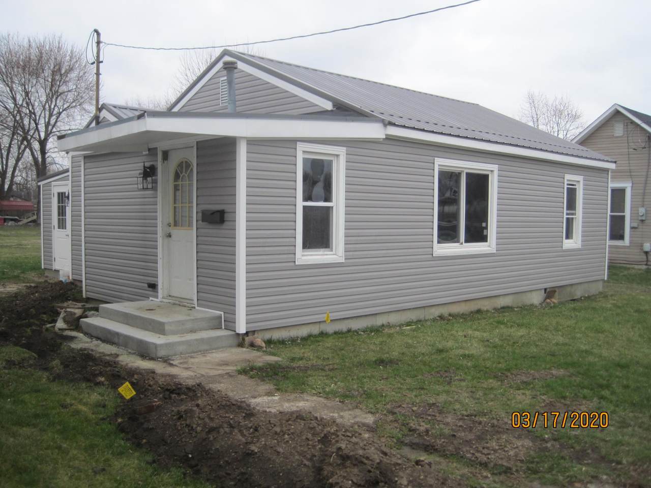 191 Vine Street - Photo 1