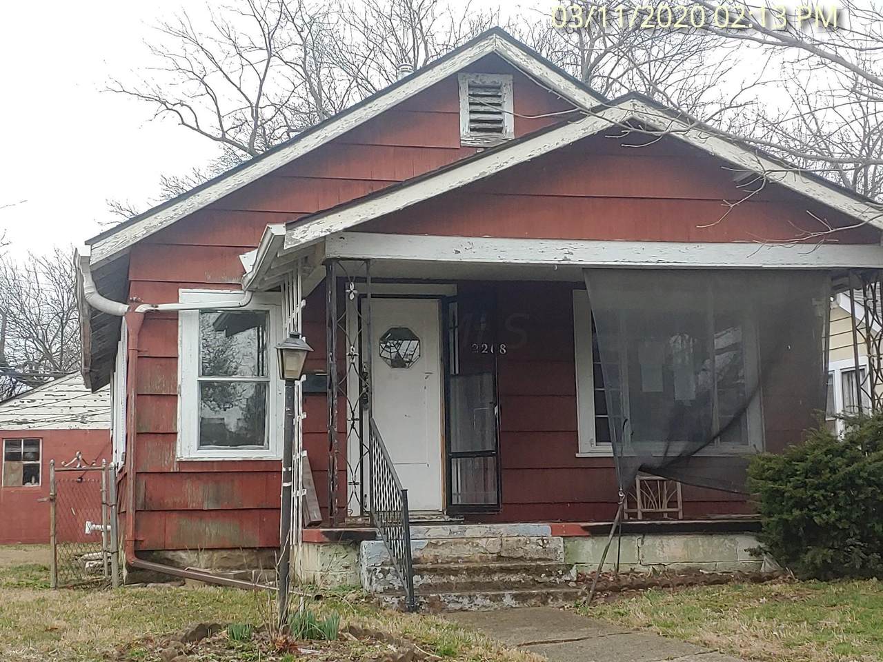 2268 Springmont Avenue - Photo 1