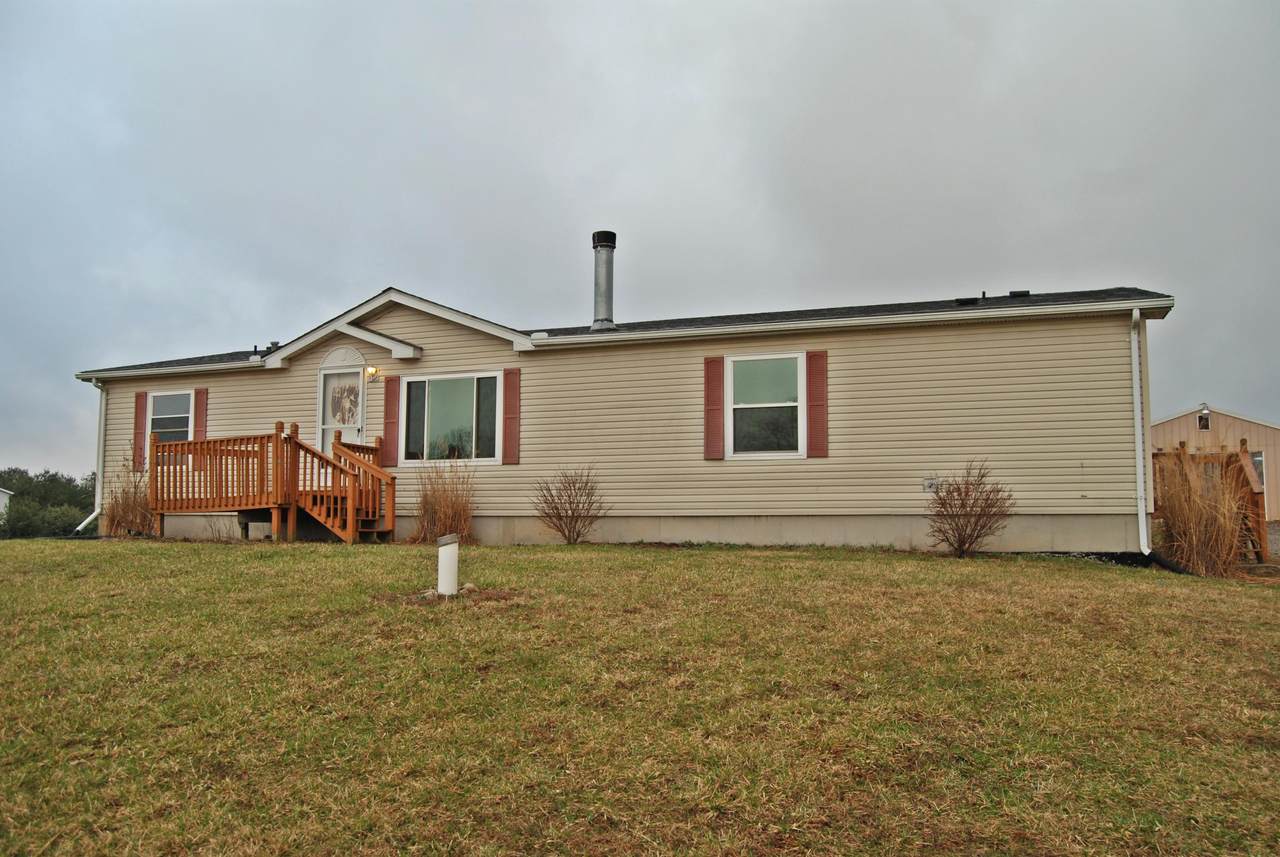 10511 Township Road 258 - Photo 1