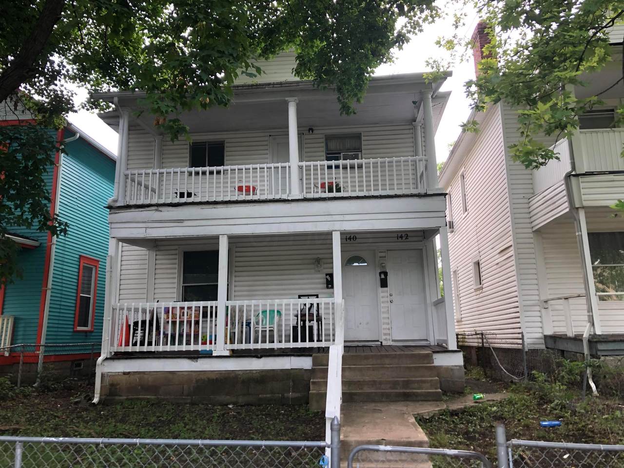 140-142 Dana Avenue - Photo 1