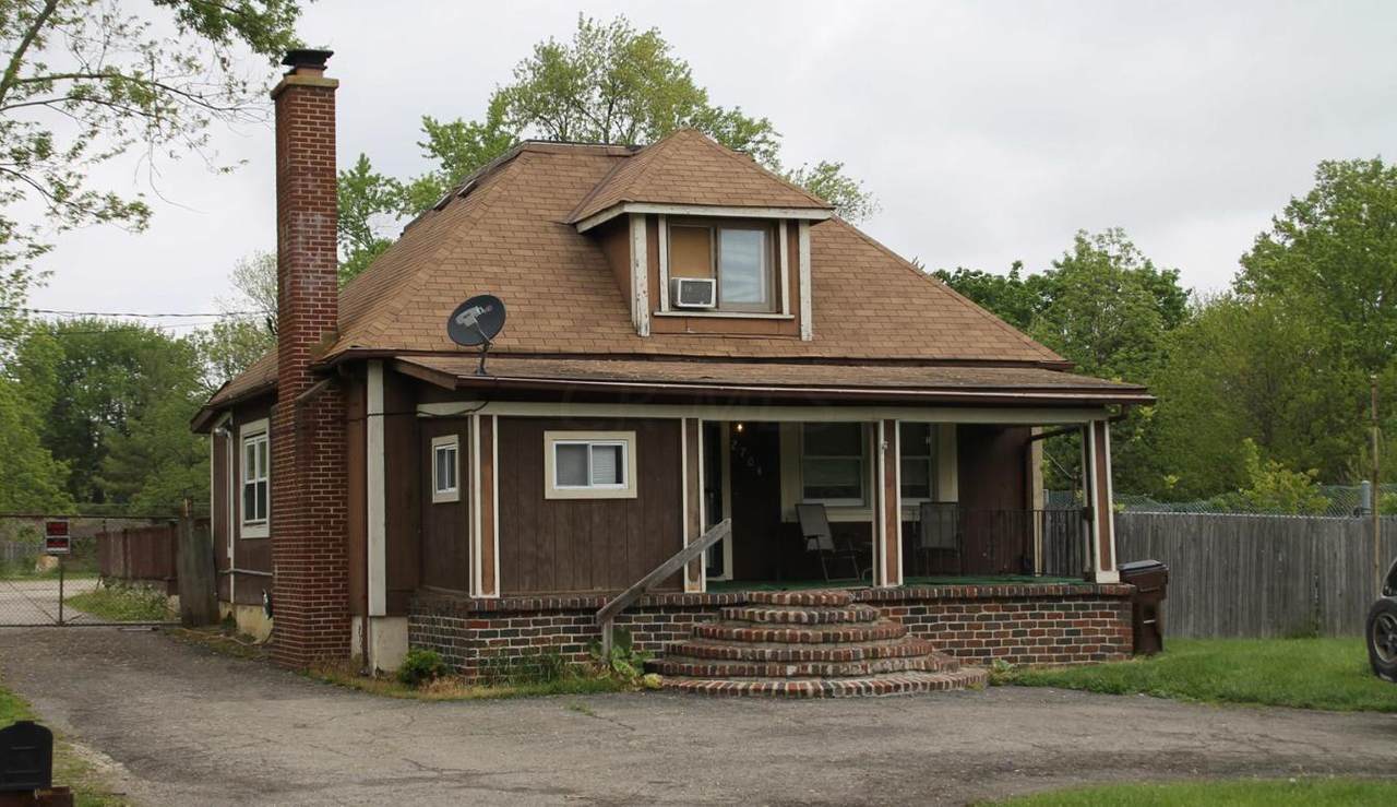 2704 Ferris Road - Photo 1