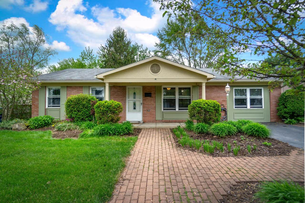 419 Denwood Drive - Photo 1