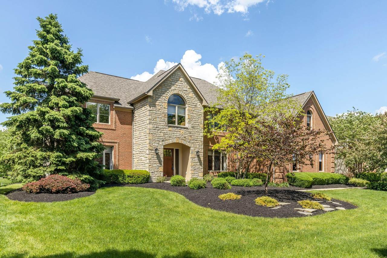654 Crossing Creek - Photo 1
