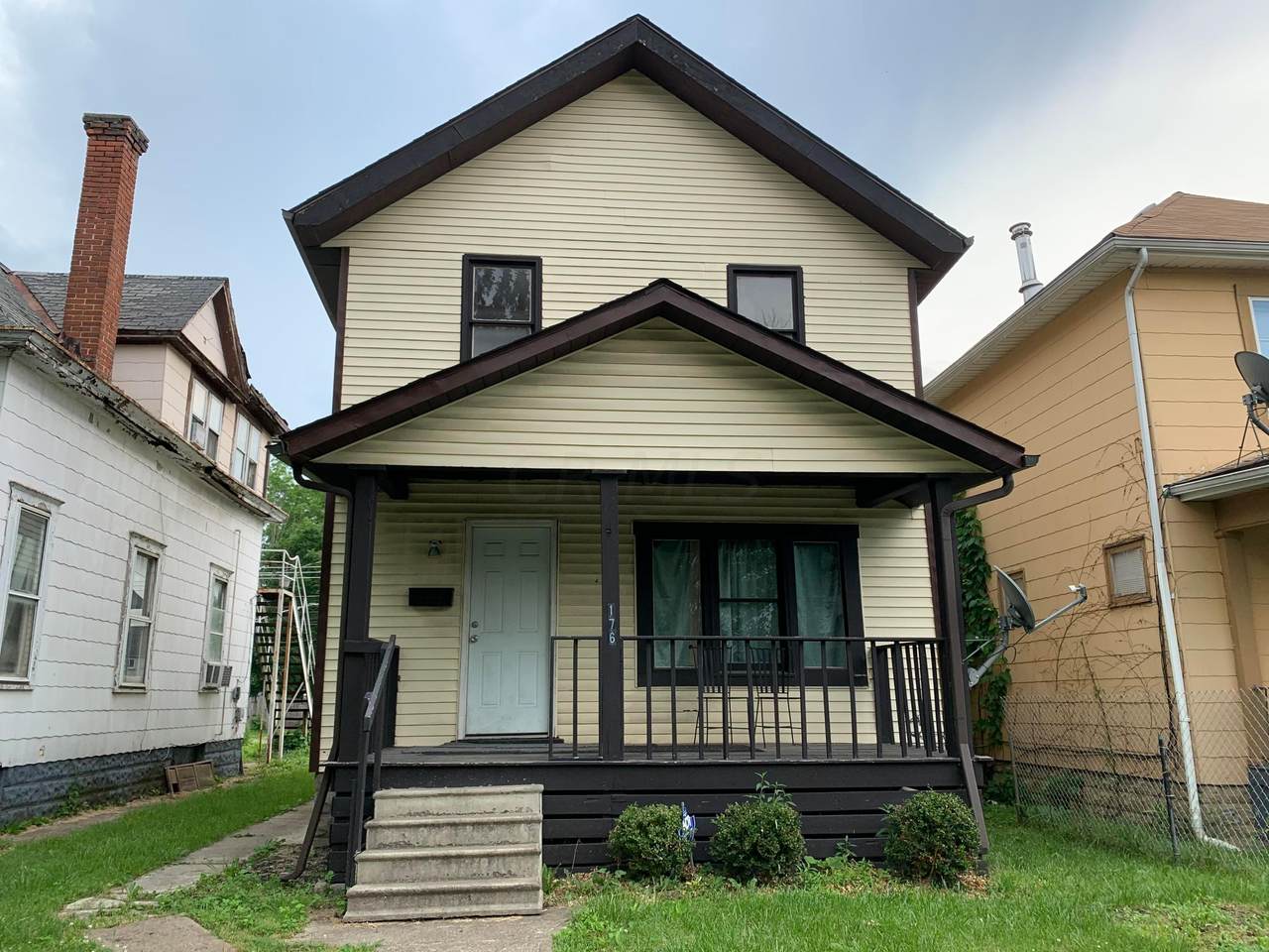 176 Ogden Avenue - Photo 1