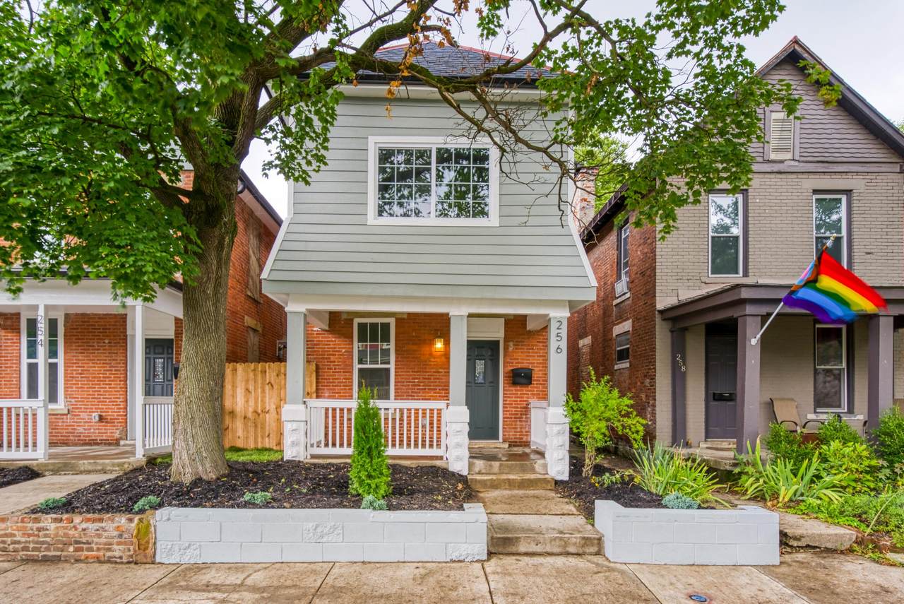 256 20th Street - Photo 1