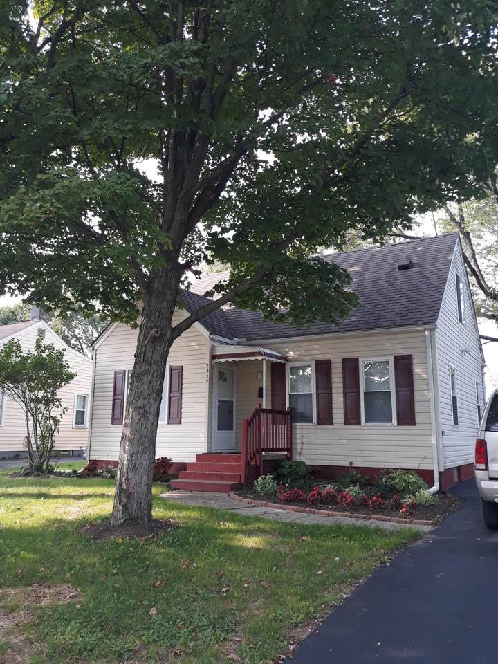 2344 Vendome Drive - Photo 1