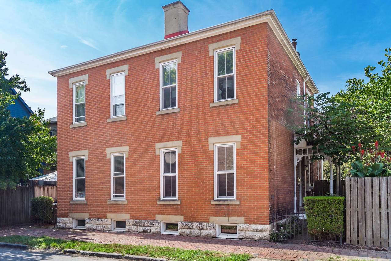 729 Kerr Street - Photo 1