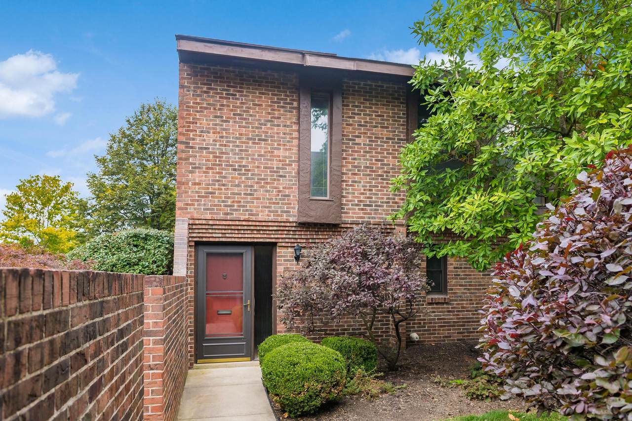 2801 Downing Way - Photo 1