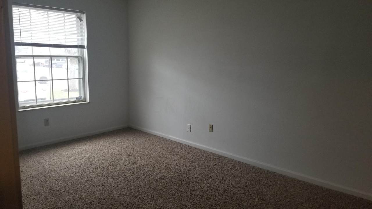 1480 Slade Avenue - Photo 1
