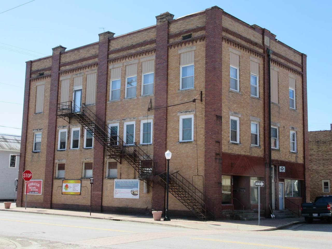101 Main Street - Photo 1