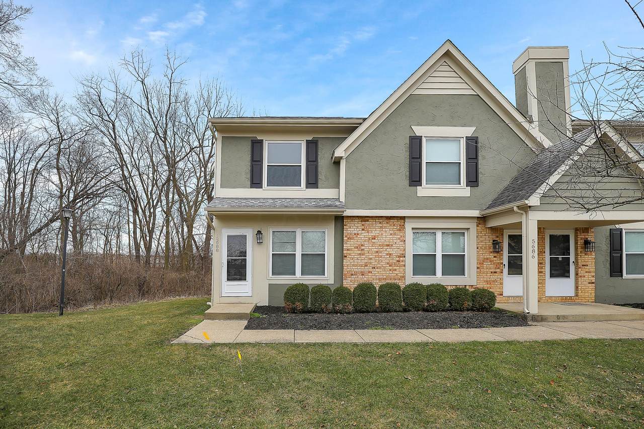 5688 Crossing Court - Photo 1