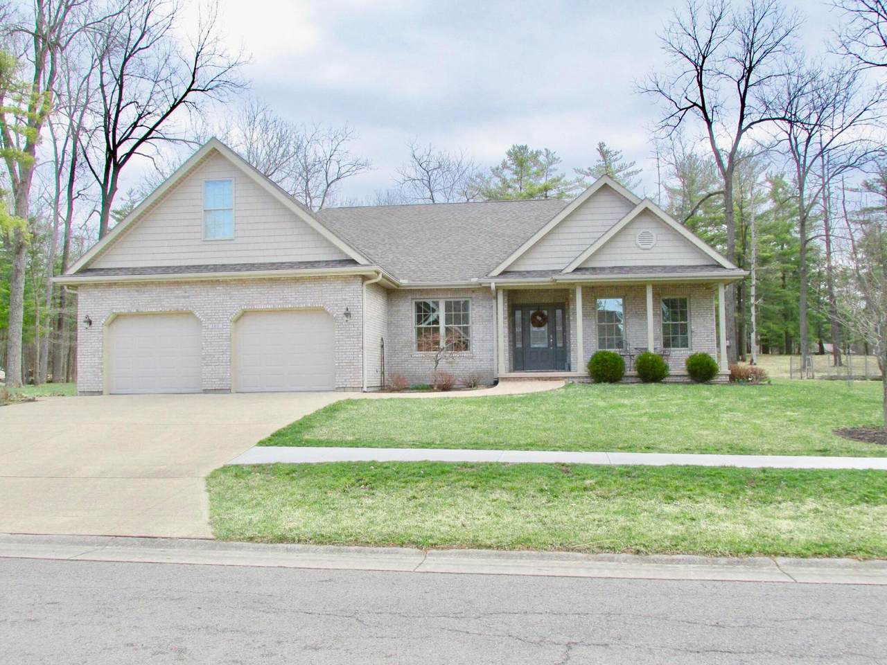 109 Belle Pines Court - Photo 1