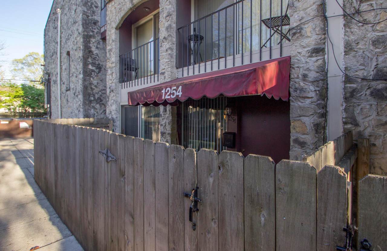 1254 Ashland Avenue - Photo 1