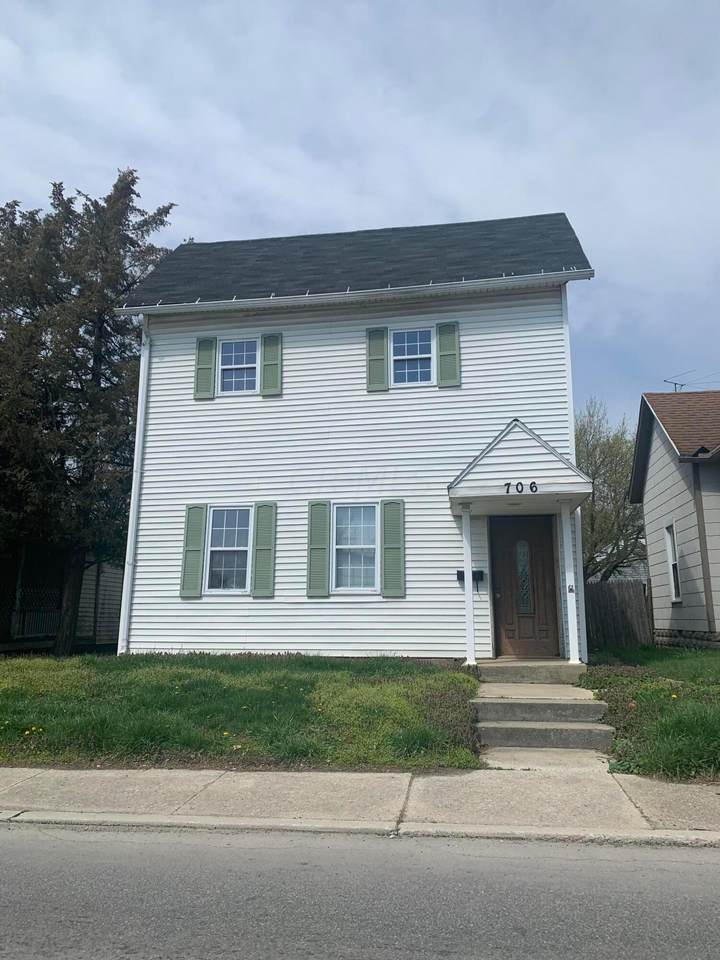 706 Clinton Avenue - Photo 1