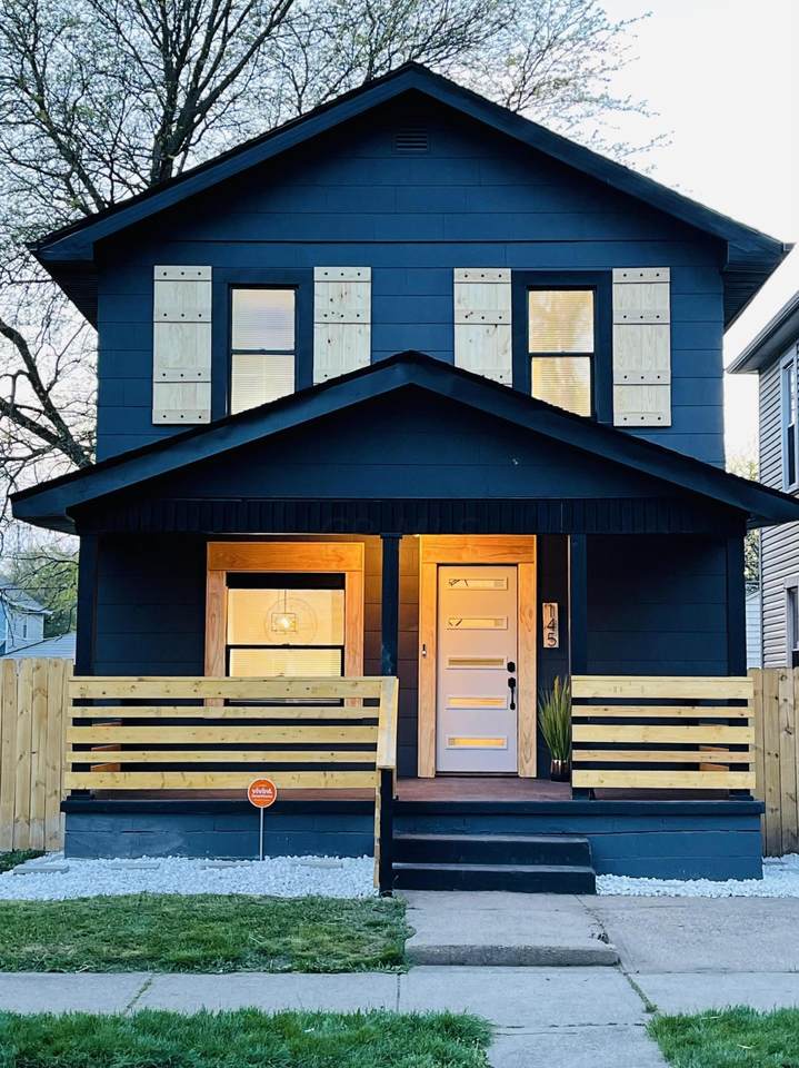 145 Harris Avenue - Photo 1
