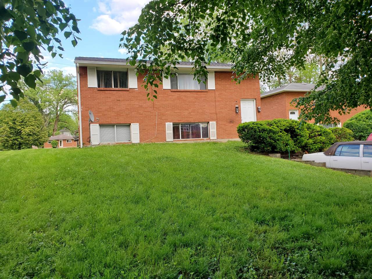 946 Mayfield Place - Photo 1
