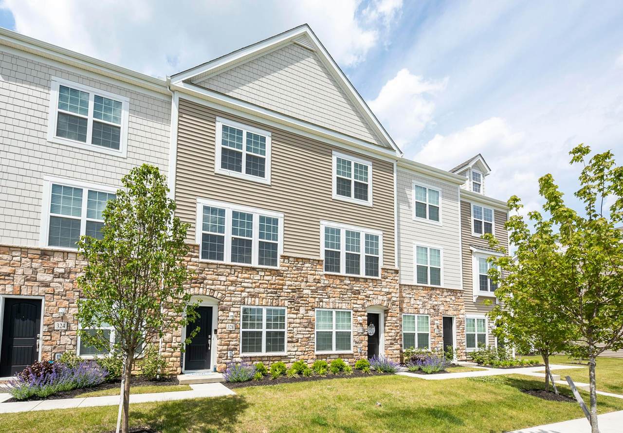 328 Autumn Ridge Circle - Photo 1