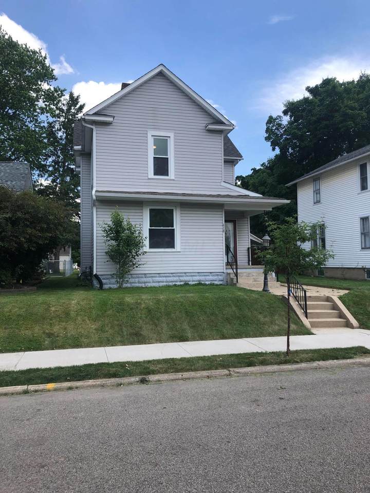 618 Eastwood Avenue - Photo 1
