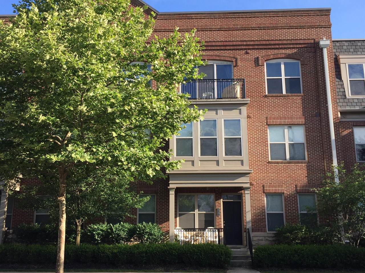 539 1st Avenue - Photo 1