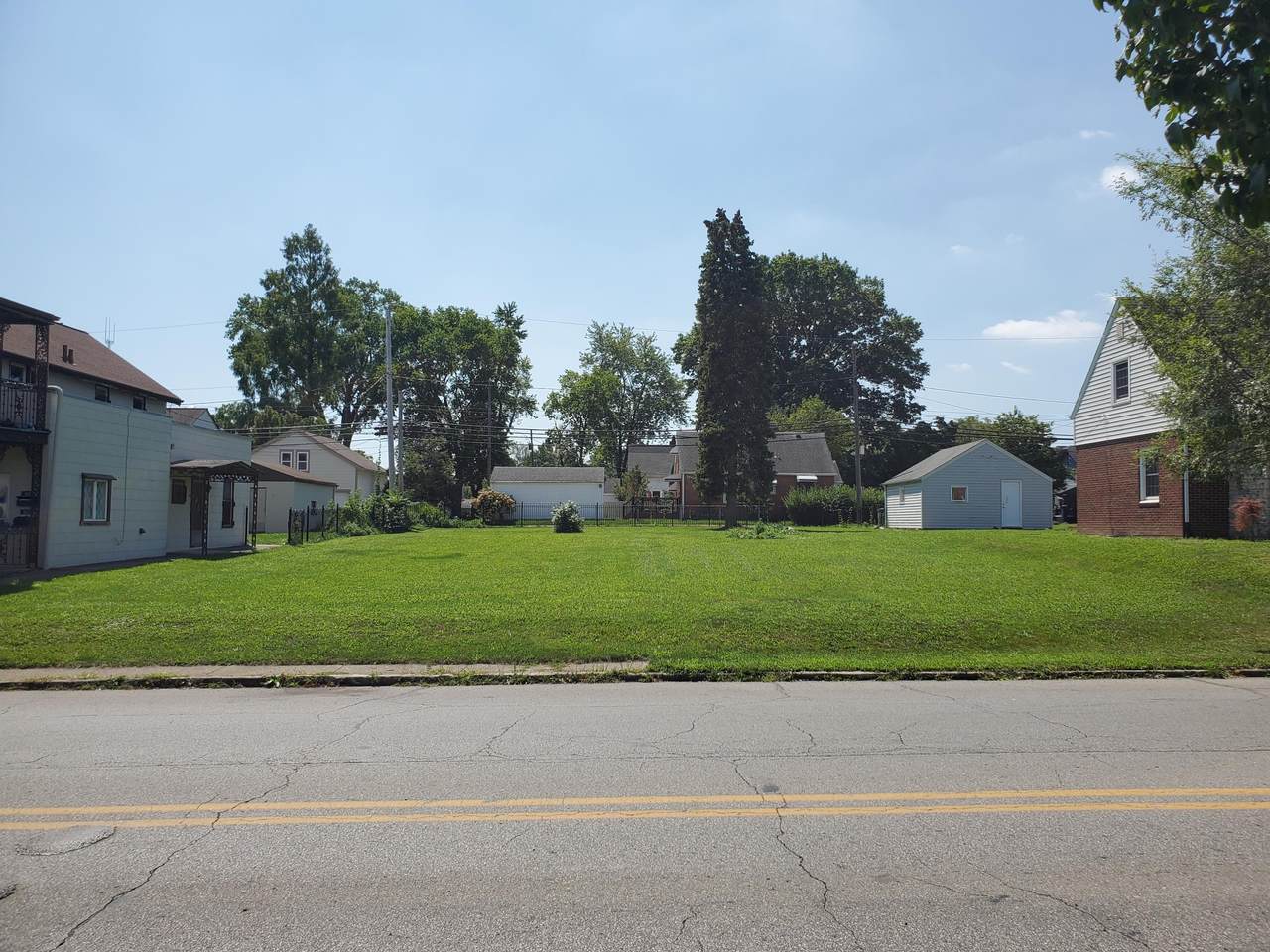 00 3rd Avenue - Photo 1