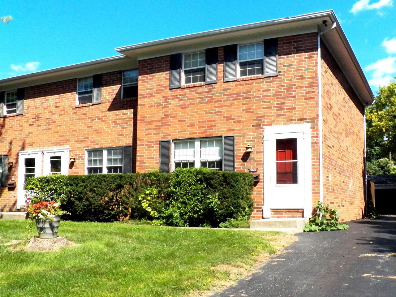 4820 Dierker Road - Photo 1