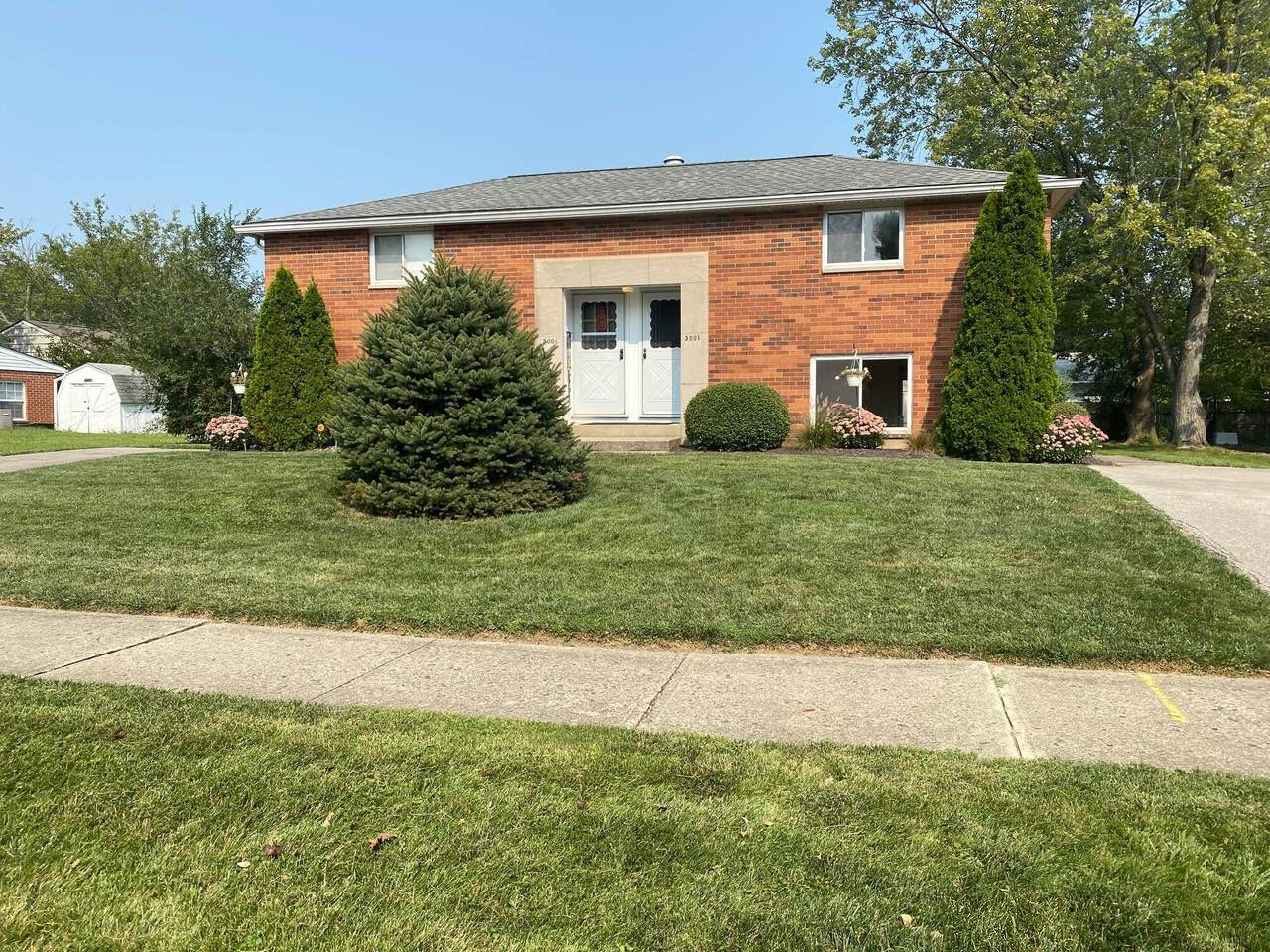 5004-5006 Beacon Hill Road - Photo 1