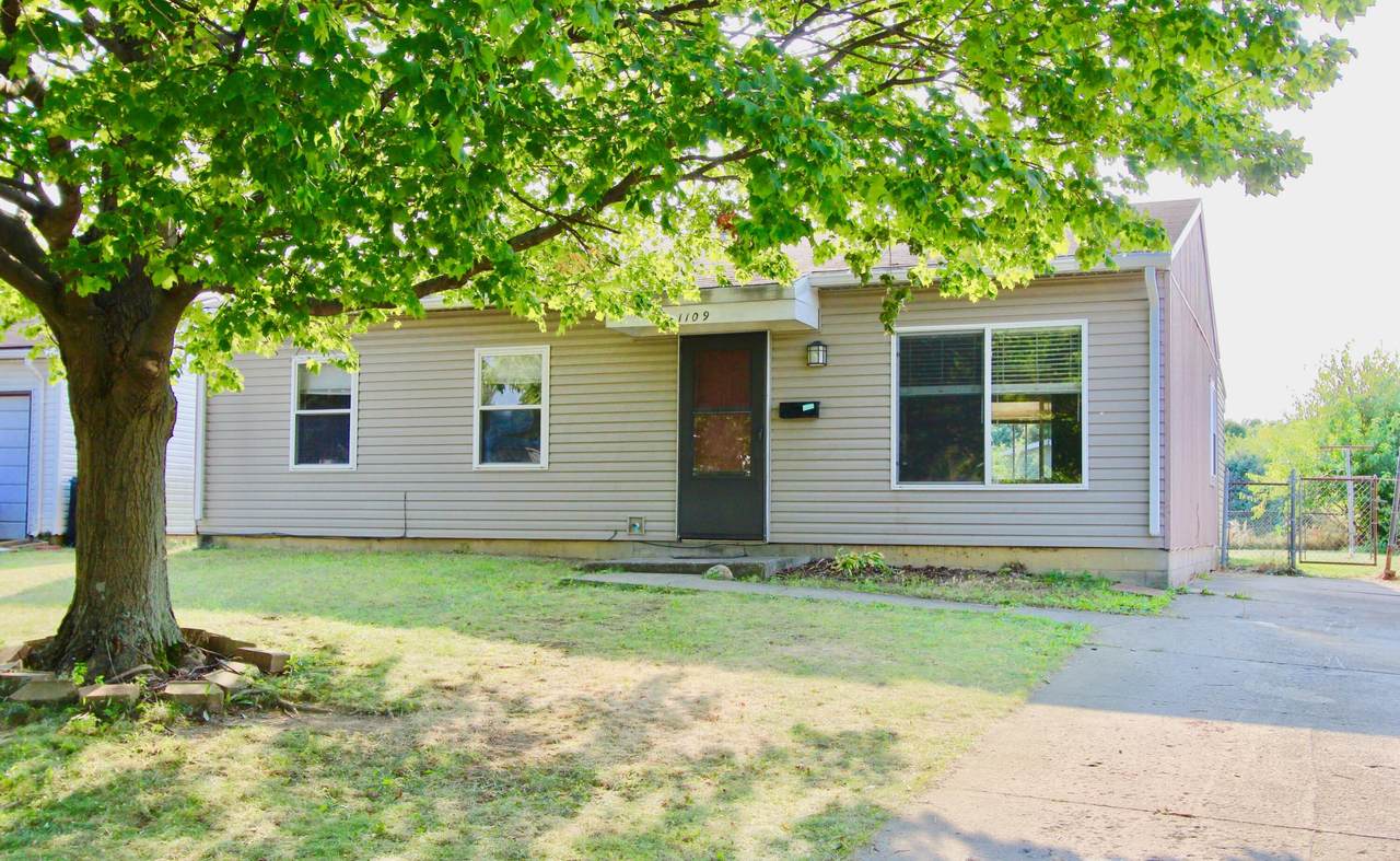 1109 Barbados Avenue - Photo 1