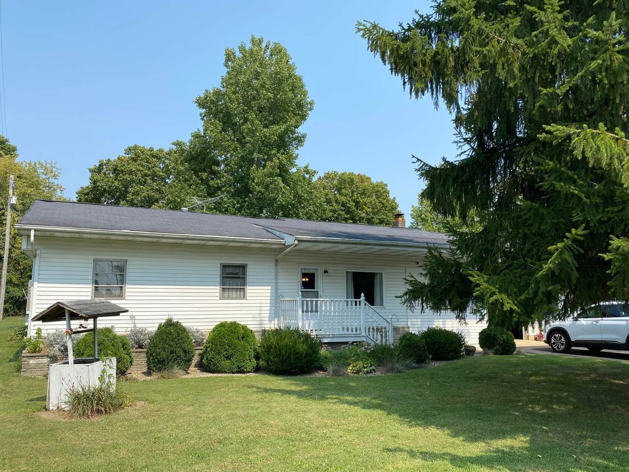 44 Eastern Avenue - Photo 1