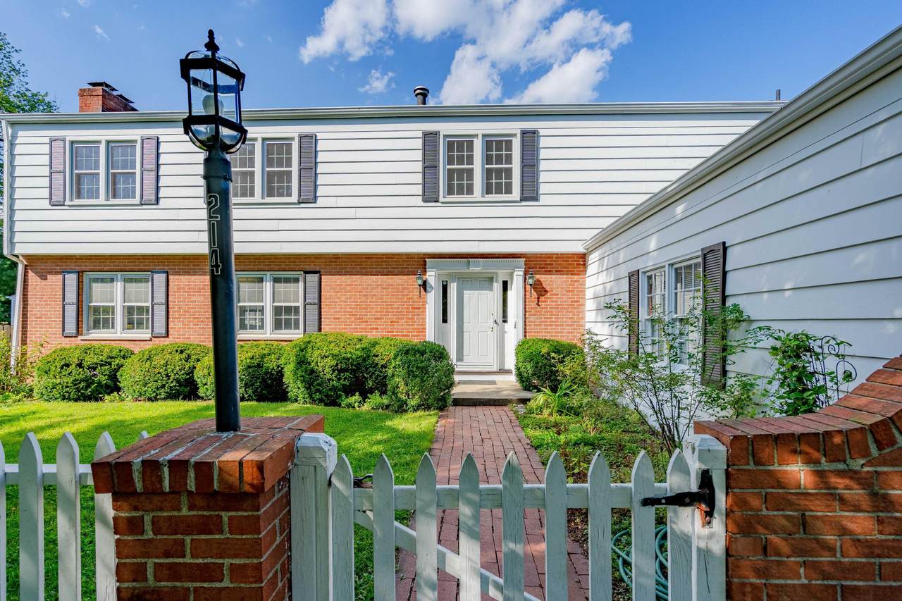 214 Charleston Avenue - Photo 1