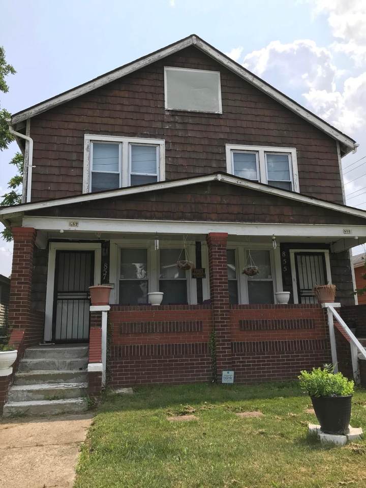 855 4th Avenue - Photo 1