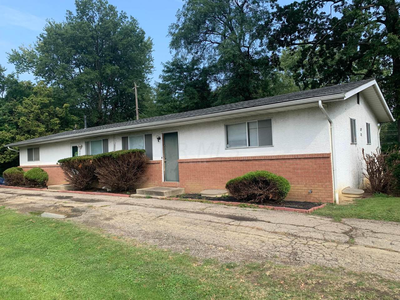 319-321 Diven Court - Photo 1