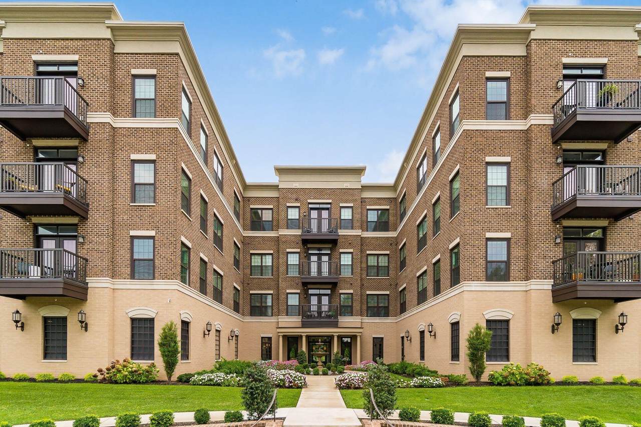 1670 Broad Street - Photo 1