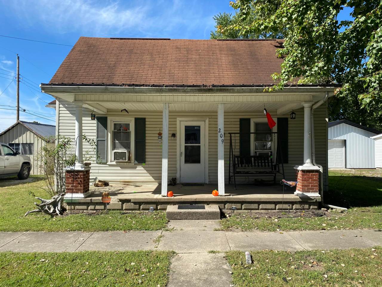209 Eastern Avenue - Photo 1