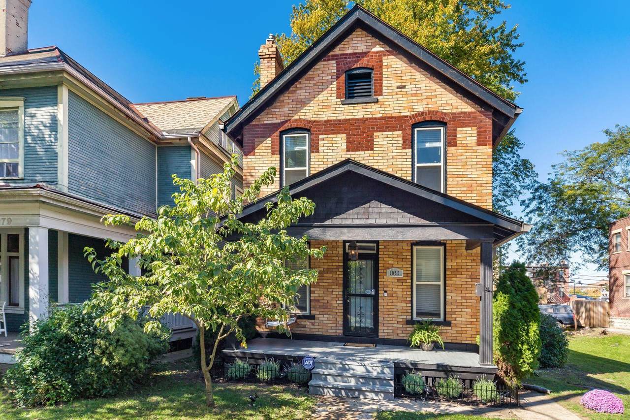 1085 Mount Pleasant Avenue - Photo 1