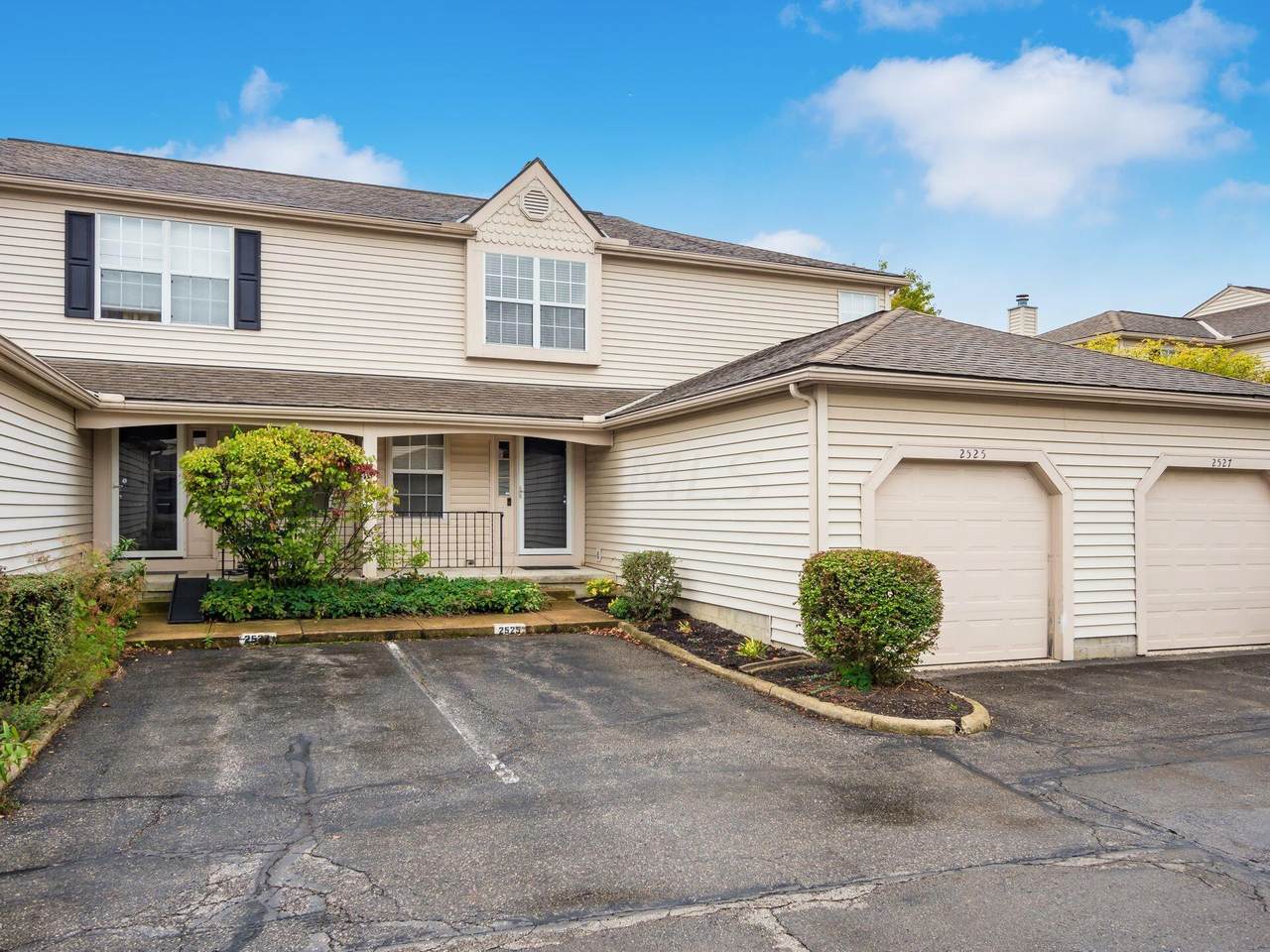 2525 Gardenia Drive - Photo 1
