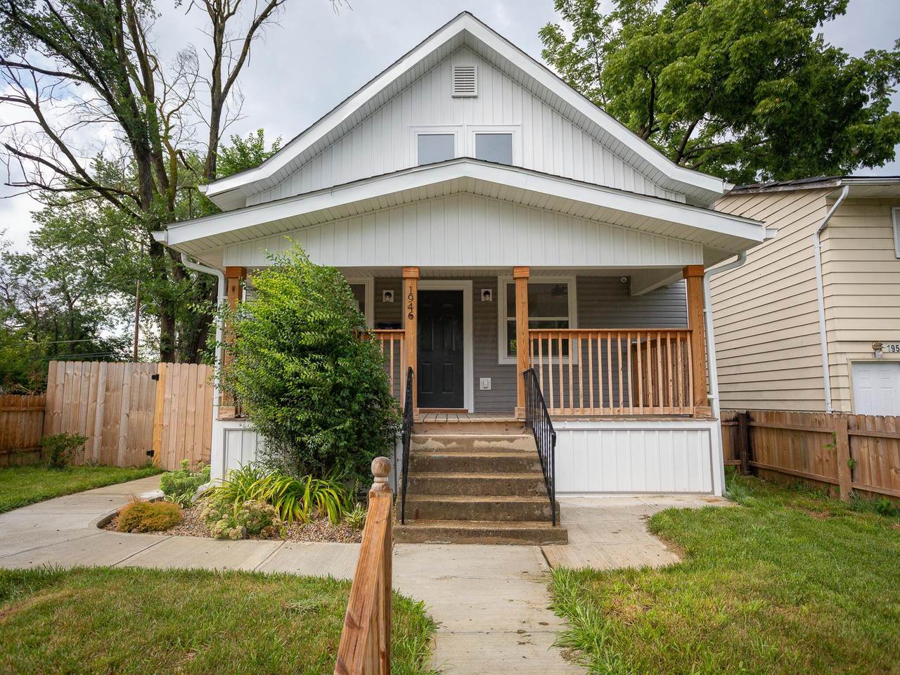 1946 Genessee Avenue - Photo 1
