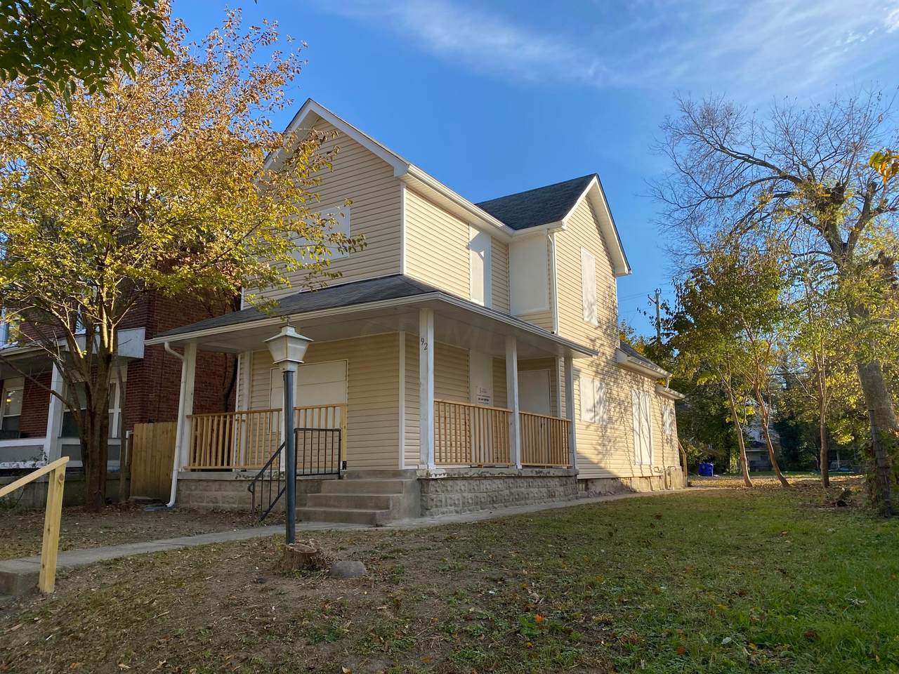 92 Clarendon Avenue - Photo 1