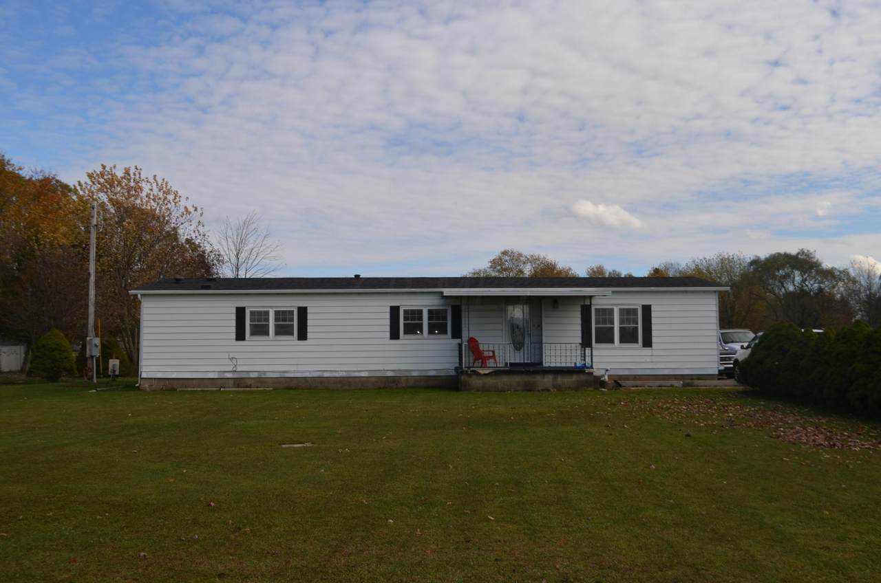 2819 County Line Road - Photo 1
