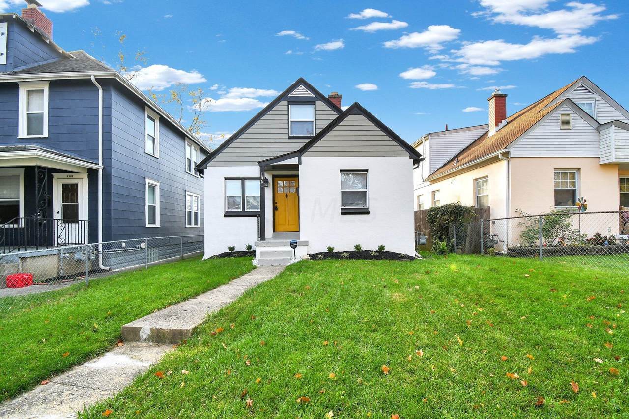 1561 Aberdeen Avenue - Photo 1