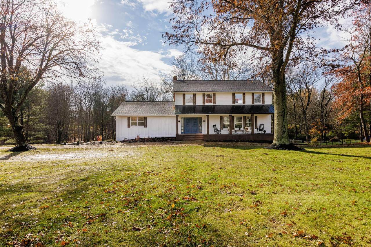 1669 Carriage Road - Photo 1