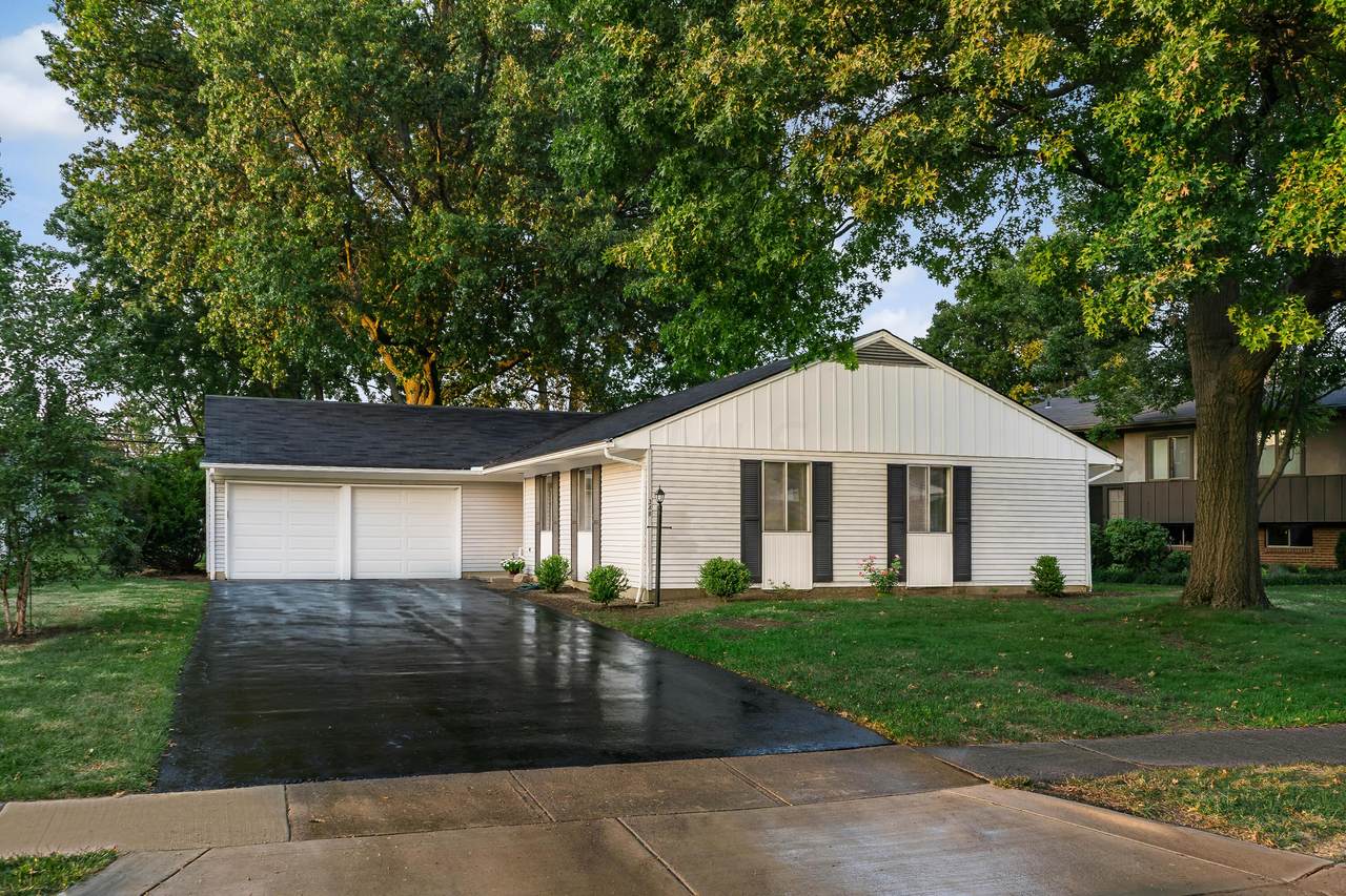 348 Pittsfield Drive - Photo 1