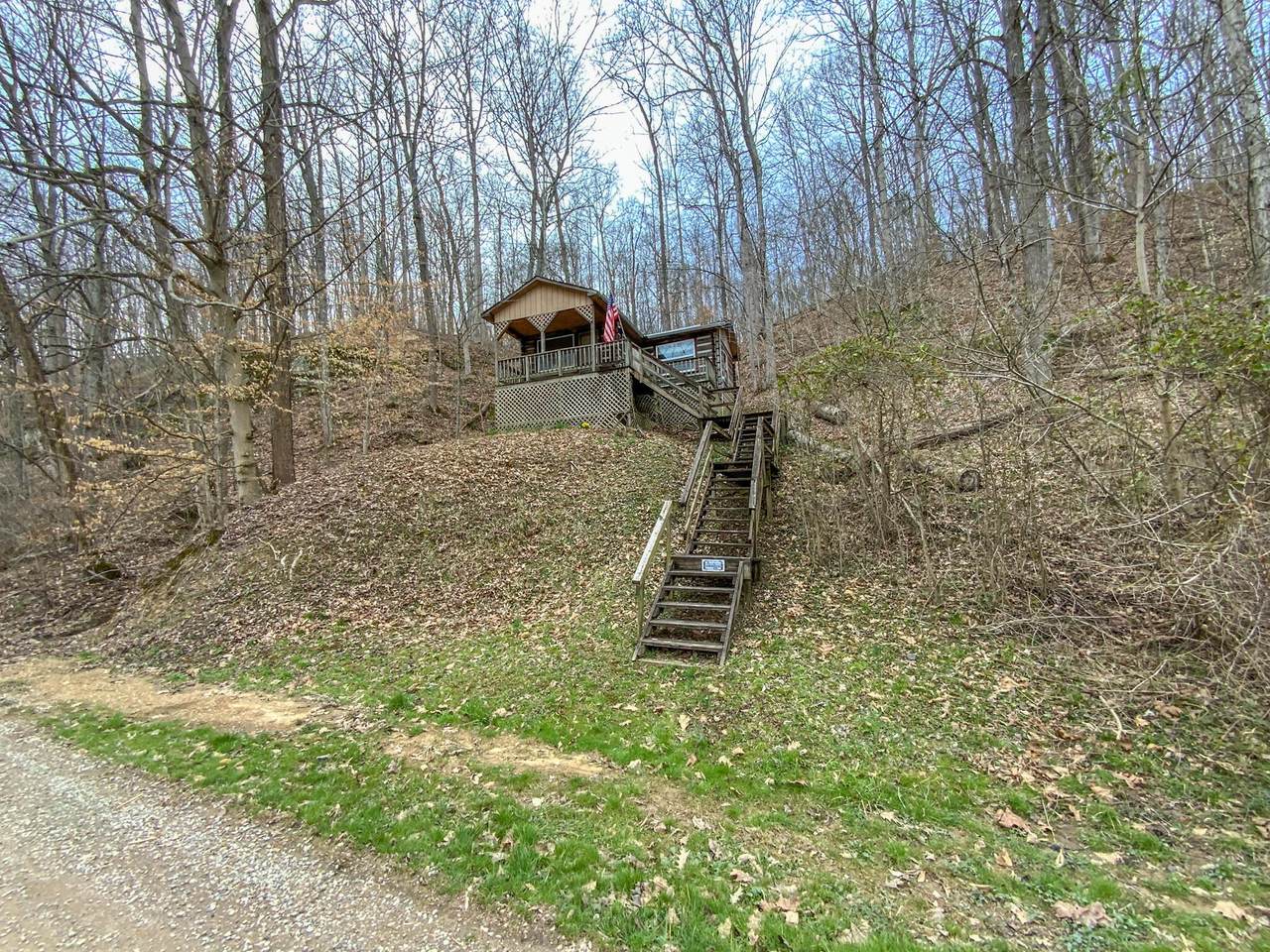 36195 Huston Road - Photo 1