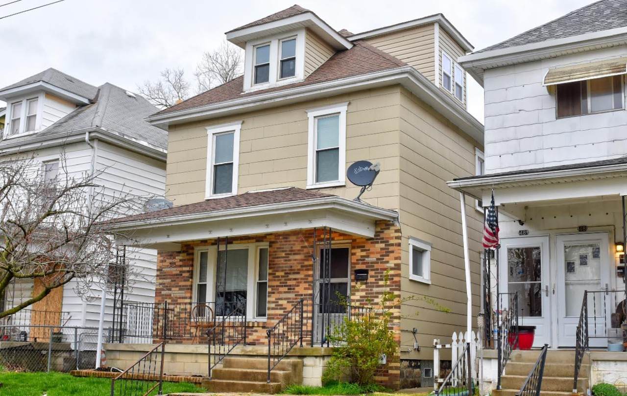 44 Ogden Avenue - Photo 1