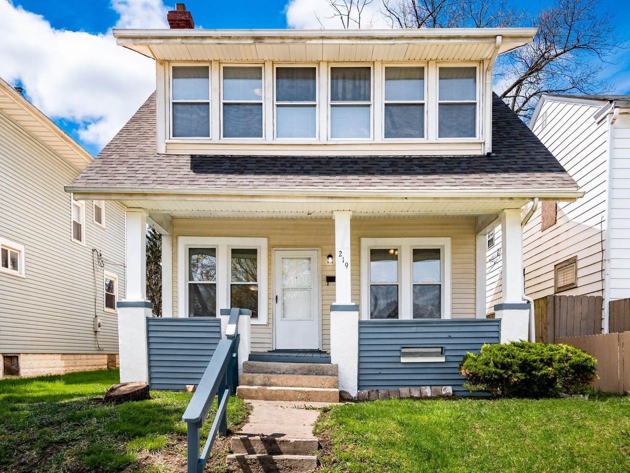 219 Terrace Avenue - Photo 1