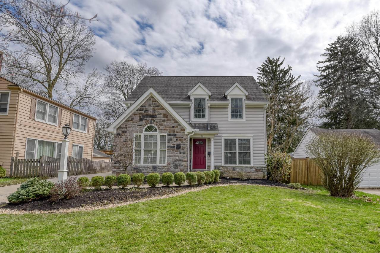 51 Riverglen Drive - Photo 1