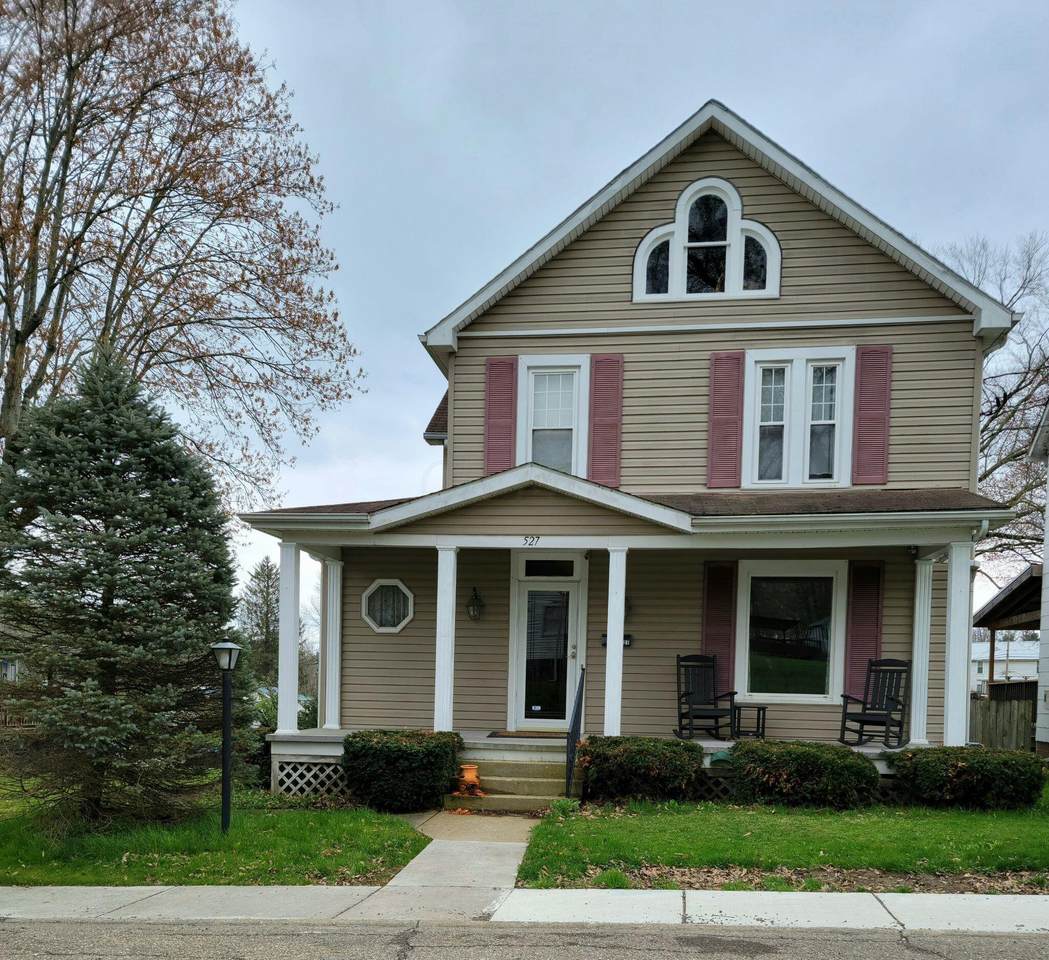 527 Water Street - Photo 1