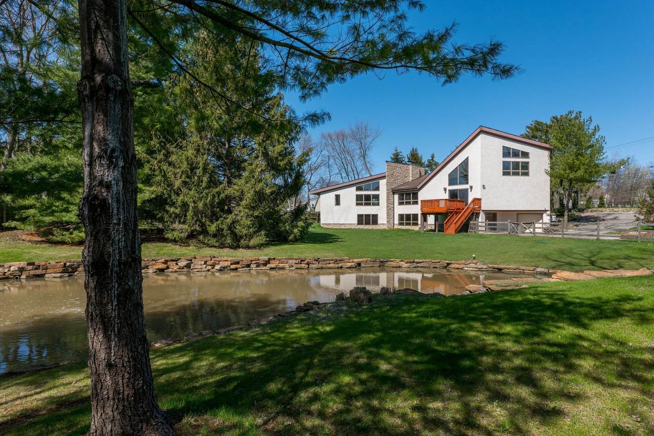 2720 Powell Road - Photo 1