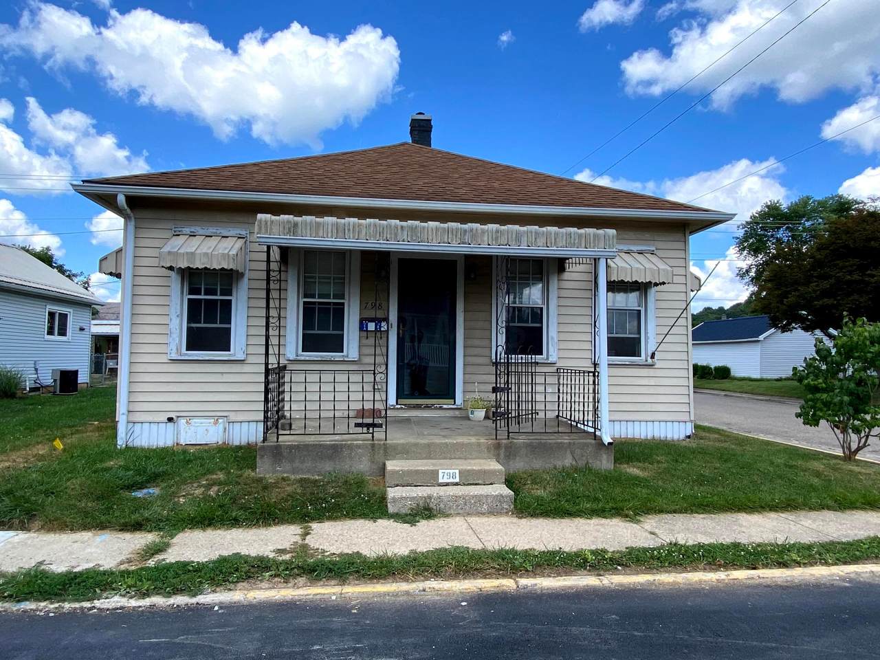 798 Second Street - Photo 1